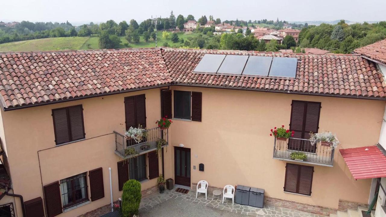 Casa Graziella- Appartamenti Vacanze Portacomaro Kültér fotó