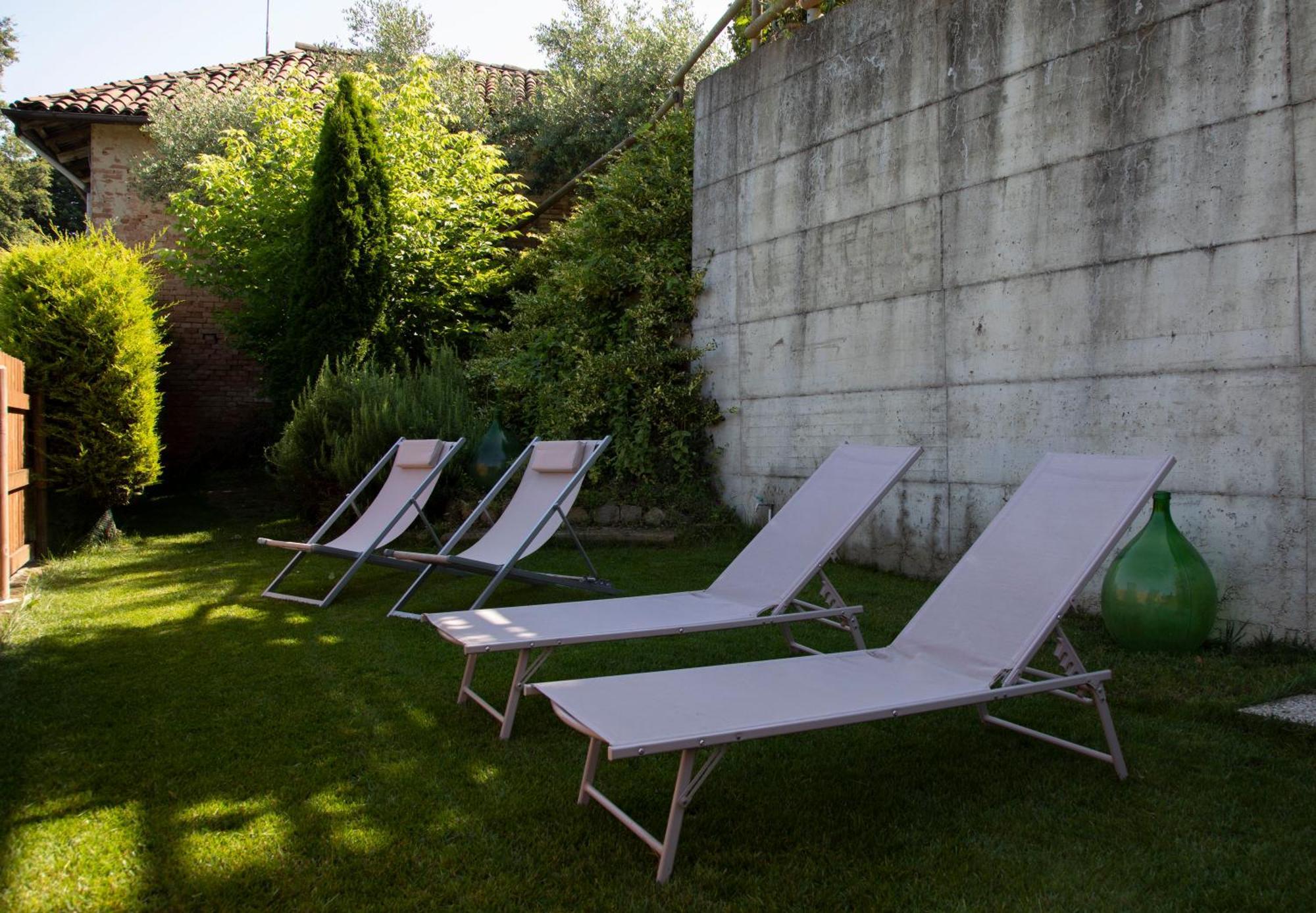 Casa Graziella- Appartamenti Vacanze Portacomaro Kültér fotó