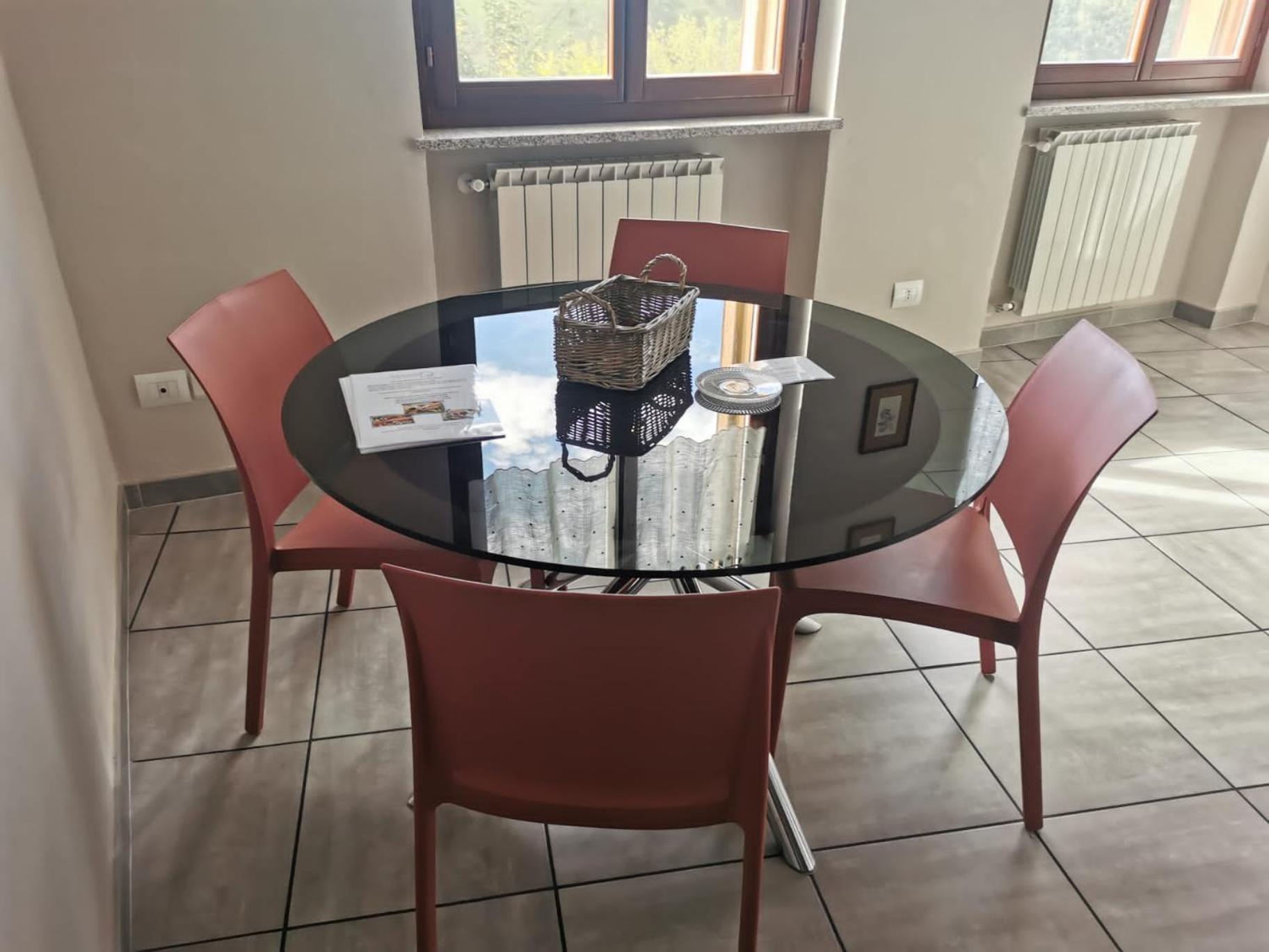 Casa Graziella- Appartamenti Vacanze Portacomaro Kültér fotó