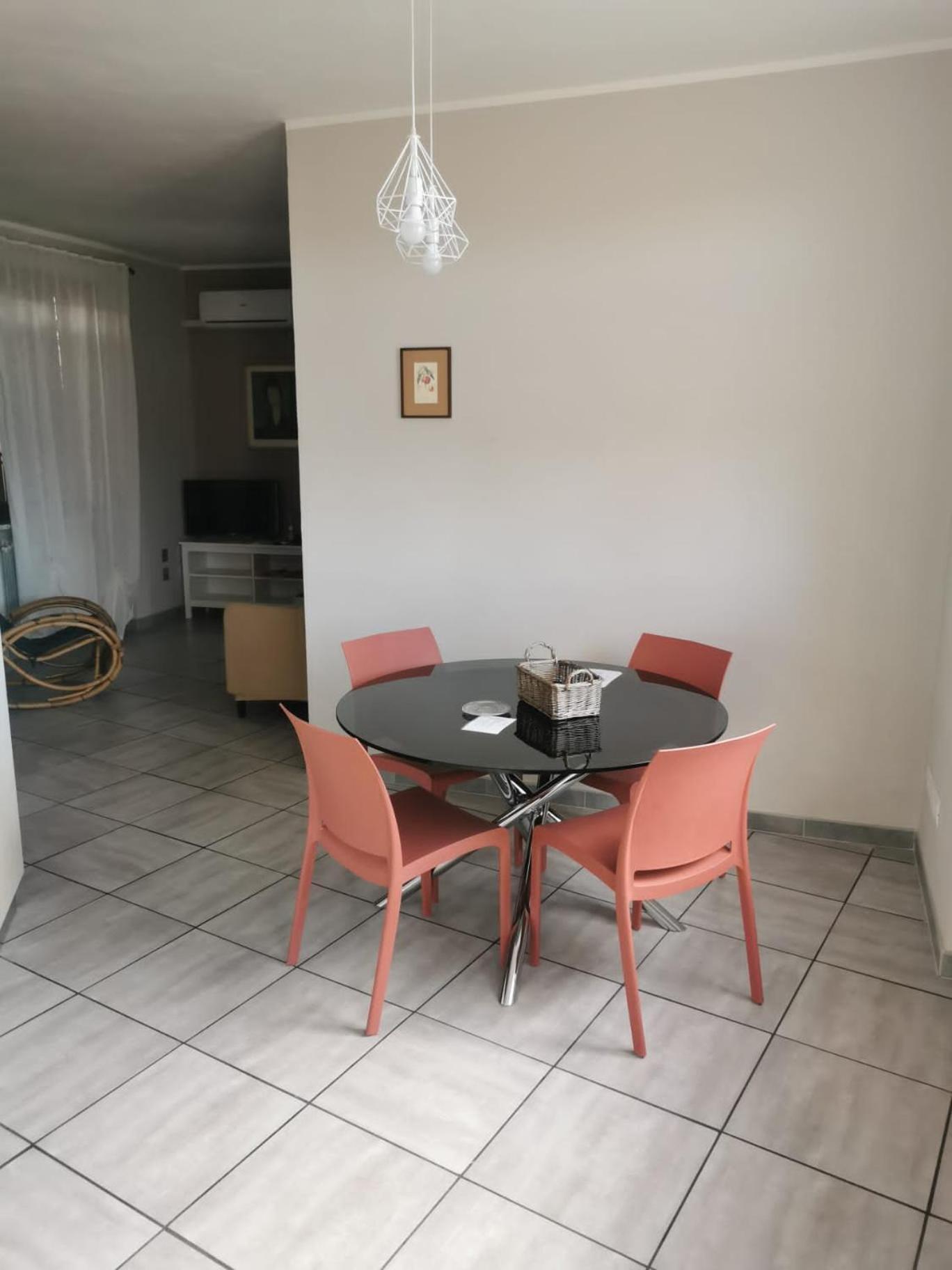 Casa Graziella- Appartamenti Vacanze Portacomaro Kültér fotó